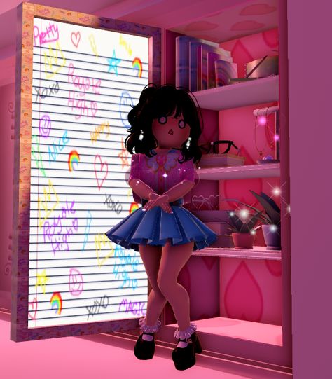 Rh Locker Ideas, Royal High Locker Ideas, Royale High Locker, Royale High Locker Ideas, Locker Ideas, Minecraft Bedroom, Royal Outfits, Royale High, Room Design Bedroom