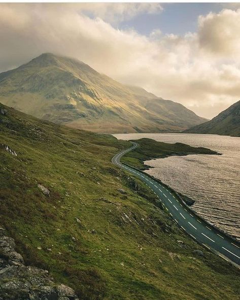 Dooloigh in Co.Mayo , Ireland - ( photo by @markuniacke) County Mayo Ireland, Backpacking Ireland, Ireland Aesthetic, Ireland Hotels, Ireland Weather, Best Of Ireland, Mayo Ireland, Mountain Roads, Ireland Road Trip