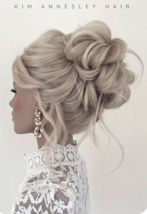 Bride Hairstyles Updo, Bridemaids Hairstyles, Wedding Hairstyles Bridesmaid, Wedding Hair Up, Guest Hair, Mother Of The Bride Hair, Bridesmaid Hair Makeup, Peinados Recogidos, Long Hair Wedding Styles