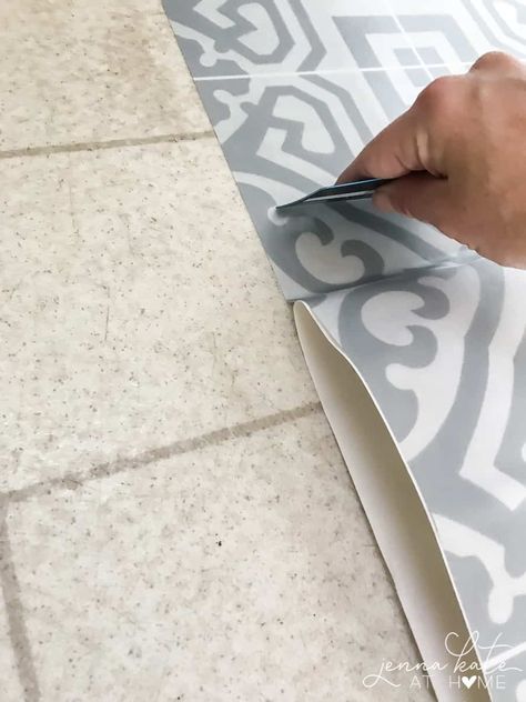 This peel and sticky vinyl Moroccan tile is the perfect quick and easy flooring idea for a laundry room, mudroom, bathroom or kitchen. It's a weekend DIY project that will completely transform your outdated flooring! #jennakateathome Linoleum Kitchen Floors, Peel And Stick Flooring, Painting Linoleum Floors, Paint Linoleum, Laundry Room Floor, Easy Flooring, Linoleum Floors, Wood Floor Bathroom, Floor Makeover