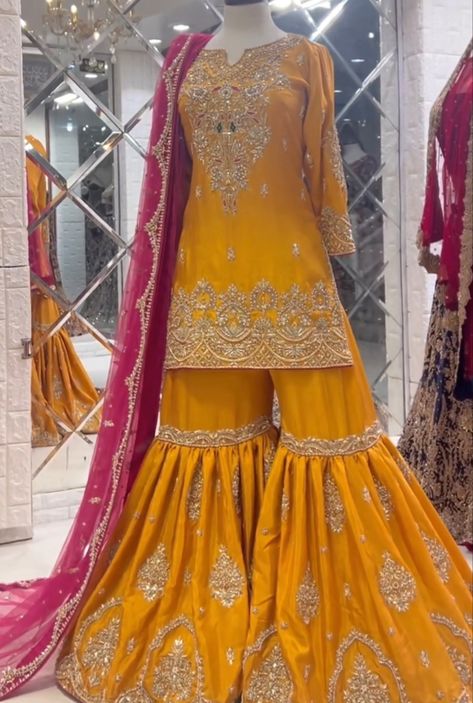 Dholki Outfit, Beautiful Gown Designs, Gharara Designs, Haldi Outfits, Partywear Dresses, Latest Bridal Dresses, Party Wear Gown, Style Guru, Pakistani Fashion Party Wear