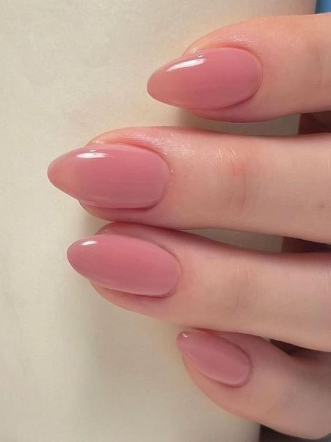 Almond Nails Dusty Rose, Rose Pink Almond Nails, Nails One Color Pink, Short Dusty Rose Nails, Dusty Rose Almond Nails, Gel Nails Ideas Spring Short Pink, Soft Pink Wedding Nails, Soft Mauve Nails, Classic Manicure Ideas