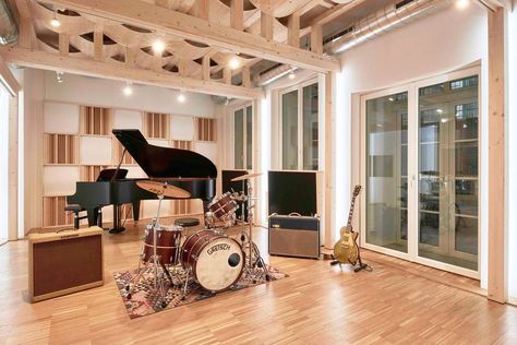 Rehearsal Studio Design, Musician House Design, Modern Music Room Interior Design, Practice Room Music, Rehearsal Room Design, Music Rehearsal Room, Recording Room Design, Music Room In House, Band Practice Room