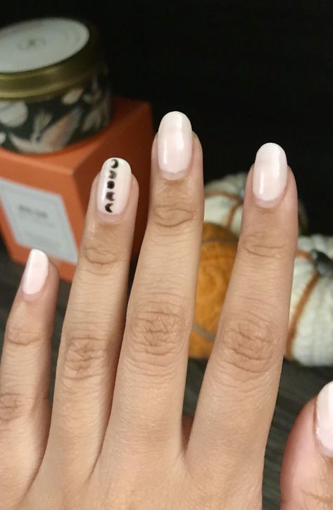 Phases Of The Moon Nails, Moon Phase Nail Art, Moon Phases Nails, Moon Phase Nails, Layers Of The Epidermis, Boho Nails, Nails Trend, Moon Nails, Nail Time