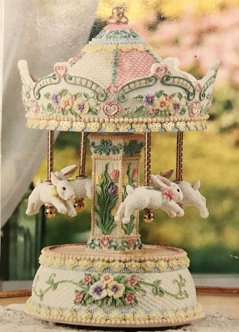 Carousel Music Box Vintage, Carousel Toy, Postal Vintage, Music Box Vintage, Keramik Design, Music Box, Carousel, Kitsch, Cute Art