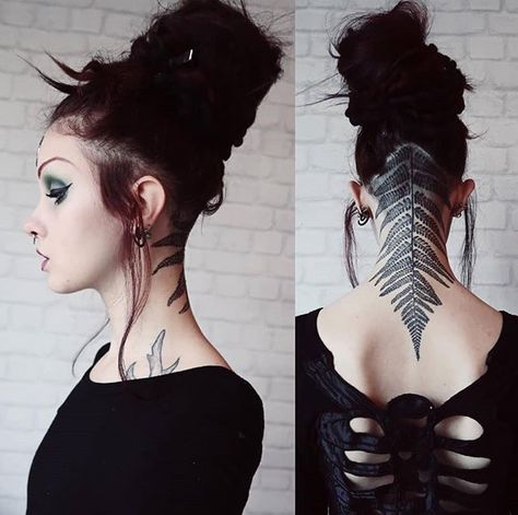 Undercut Tattoos, Fern Tattoo, Tattoo Neck, Undercut Women, Hair Growing, Top Hairstyles, 1 Tattoo, Head Tattoos, New Tattoo