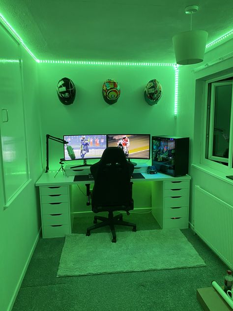 Game Setup, Bilik Idaman, Study Table Designs, Gamer Setup, Computer Desk Setup, Desktop Setup, Video Game Rooms, Led Band, Bedroom Setup