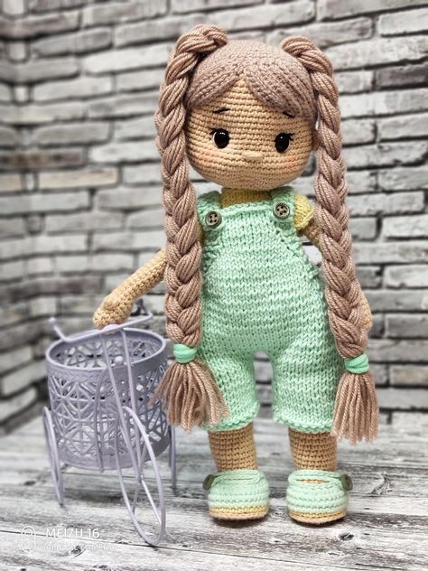 Doll Amigurumi Free Pattern, Amigurumi Minta, Crochet Doll Tutorial, Doll Patterns Free, Crochet Toys Free, Crochet Doll Dress, Fair Isles, Crochet Dolls Free Patterns, Crochet Animals Free Patterns