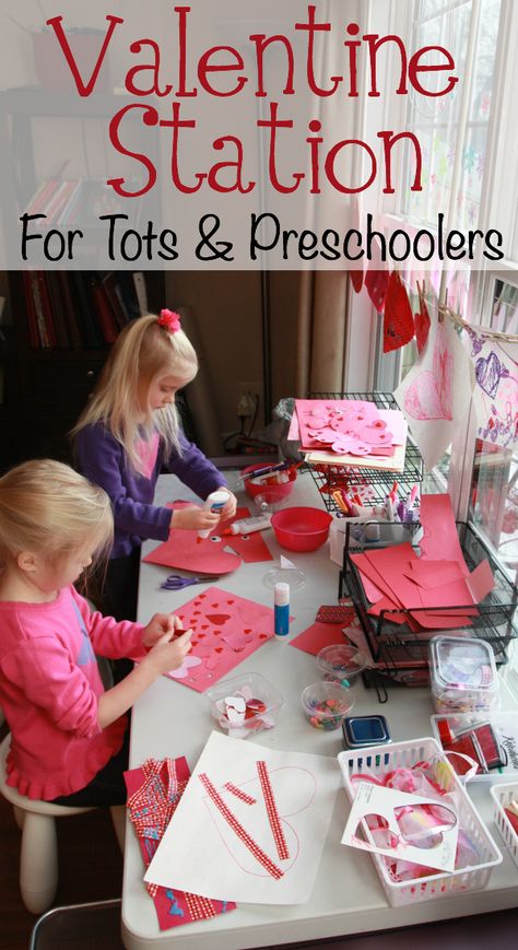 Valentine Station for Toddlers and Preschoolers:  Such a great way to let your child create acts of kindness for friends and family members! Kindergarten Valentines, Valentinstag Party, Valentine's Day Crafts For Kids, Preschool Valentines, February Valentines, Valentine Activities, Toddler Valentines, Valentine Crafts For Kids, Valentine Theme