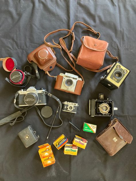 Here you have a collection of old analogue/film cameras: - Asahi Pentax K1000 with 2 lenses. This camera is great and works well, as I used it for some years and never had any issue. It goes with the trigger.  - Agfa Ambi Silette, with a 50mm lens. This was known as the "Leica of the poor", because it's very good, and less expensive. The camera always worked well, it was my very first camera, and it has the original leather case.  Both had only one owner-photographer: me.  - a Minox Minoctar, wi Film Camera Collection, Digital Camera Collection, Vintage Camera Collection, Things To Collect, Miniature Camera, Film Camera Photography, Pentax K1000, Camera Collection, Camera Vintage