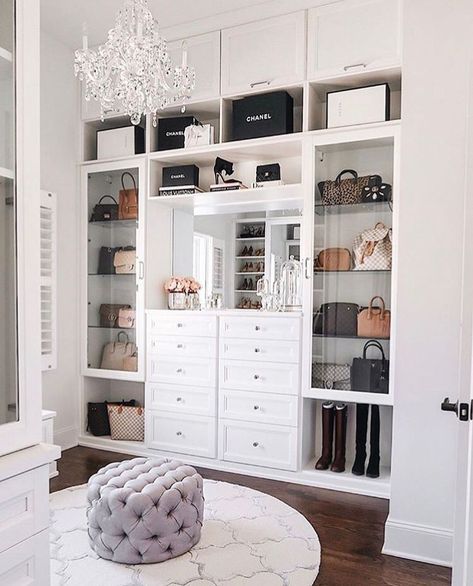 closet inspo Closet Vanity, Dream Closet Design, Walk In Closet Design, Closet Renovation, California Closets, Closet Decor, Dream Closets, Closet Inspiration, Room Closet