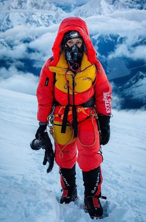 Mountain Climbing Gear, Down Suit, Vest Layering, Mountain Gear, Hazmat Suit, Mountain Outfit, Mech Suit, Suit Pin, Snow Outfit