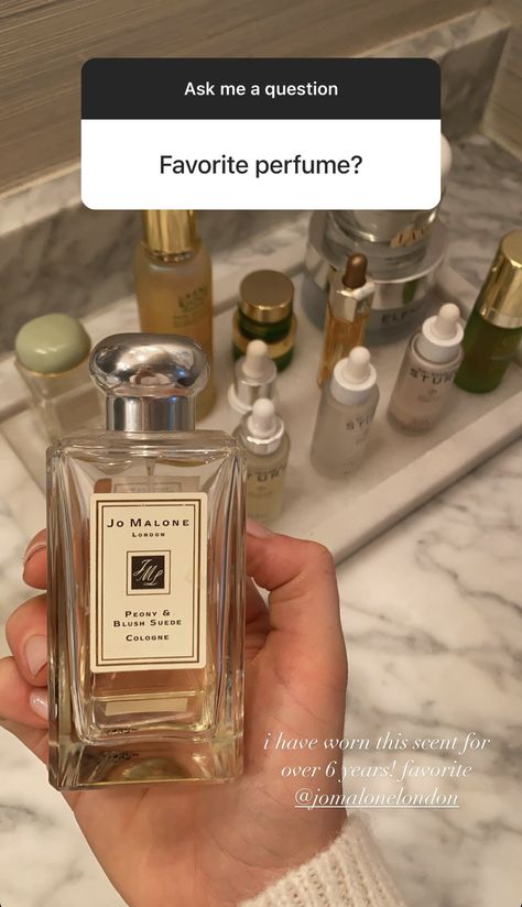 Jo Malone Perfume, Peony Blush Suede, Fragrances Perfume Woman, Perfume Collection Fragrance, Body Smells, Perfume Scents, Perfume Lover, Best Perfume, Luxury Perfume