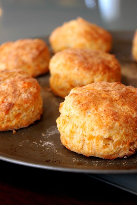 Pimento Cheese Biscuits, Cheddar Scones, Shakespeare Funny, Cheese Biscuits, Food Fantasy, Pimento Cheese, Funny Story, Cooked Breakfast, Bakery Bread