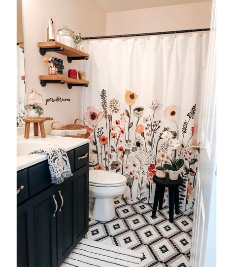 Shower Curtain Floral Wave - Threshold™ : Target First Apartment Decorating, Restroom Decor, Bathroom Decor Apartment, Casa Vintage, Bathroom Refresh, Apartment Bathroom, Small Bathroom Decor, Apartment Inspiration, House Bathroom