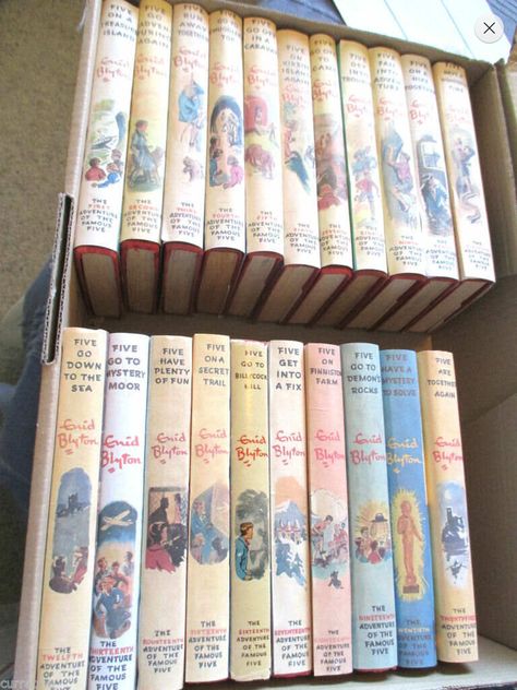 Vintage Famous Five Famous Five Book Covers, Famous Five Books, Famous Five, Series Books, Enid Blyton, Books For Sale, Girls Series, Famous Books, Book Cover Art