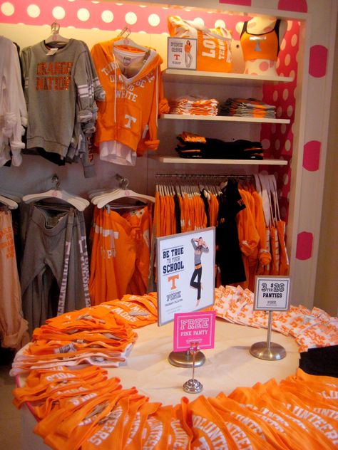 its like my dream! a Pink store filled with university of tennessee wear! Tennessee Style Outfits, U Of Tennessee, Univ Of Tennessee, University Of Tn, Tennessee Outfits, Tn Football, Tennessee Girls, Tennessee Volunteers Football, Rocky Top Tennessee