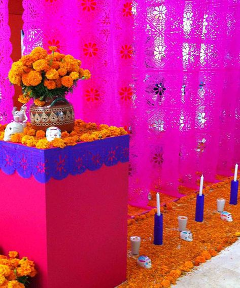 Dia De Los Muertos Party Ideas, Mexican Stuff, Dia De Los Muertos Decorations Ideas, Mexico Day Of The Dead, Mexican Artwork, Day Of The Dead Party, Leonora Carrington, Canopy Architecture, Mexican Traditions