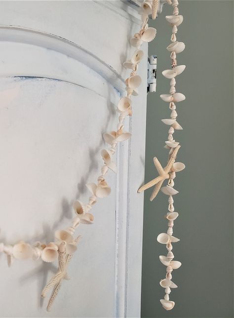 Christmas Reception, Seashell Garland, Coastal Wedding Decor, Shell Garland, Beach Christmas Decorations, Seashell Christmas, Beach Wedding Decor, Beach Craft, Seashell Projects