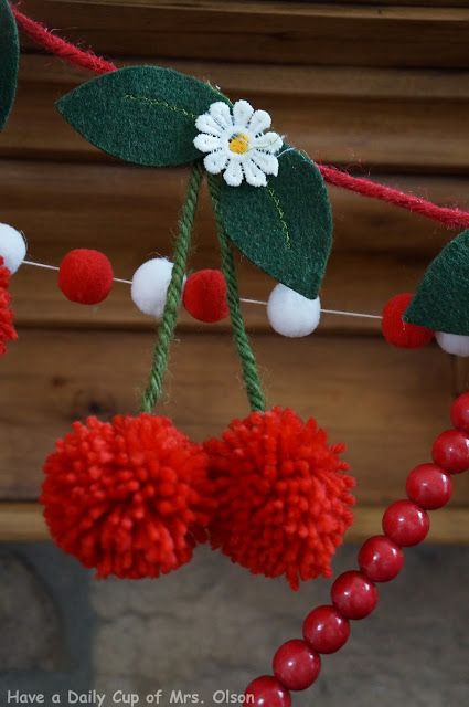 Holiday Wreaths Diy, Cherry Season, Cherry Baby, First Birthday Decorations, Fairy Wedding, Kindergarten Crafts, A Match Made In Heaven, Felt Garland, Oh Yes