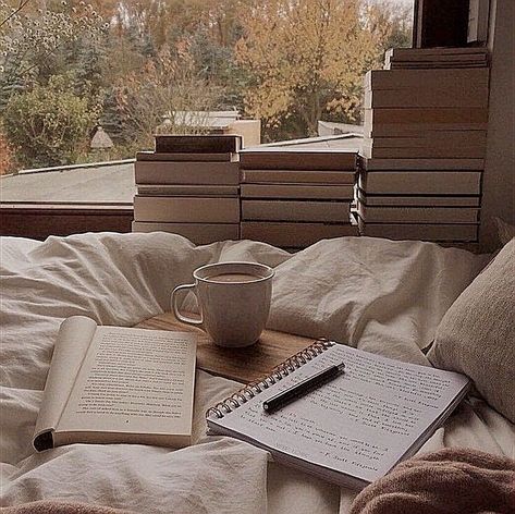 Aesthetic Study, Study Pictures, Cream Aesthetic, Study Motivation Inspiration, Macbook Wallpaper, Brown Wallpaper, Color Cafe, Beige Aesthetic, Study Inspiration