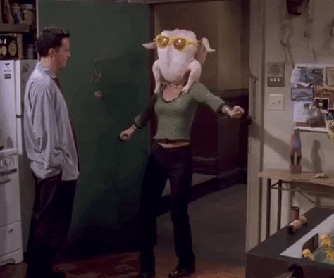 Maybe you believe that Monica and Chandler from Friends are the actual definition of chemistry because, let's face it, there was no one more suited for them than each other. Monica Geller Turkey Head, Turkey Gif, Funny Thanksgiving Memes, Memes Friends, Monica Friends, Clickbank Affiliate, Monica And Chandler, Happy Friyay, Iconic Scenes