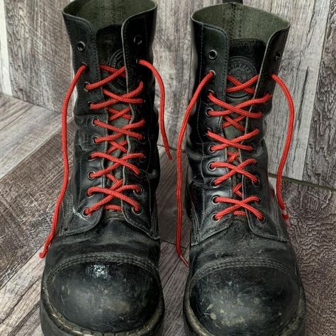 Vintage Grinders Boots. Mens size 9. Made in... - Depop Punk Boots Mens, Grinders Boots, Boots With Red Laces, Skinhead Boots, Skinhead Fashion, Punk Shoes, Punk Boots, Taylor Swift Outfits, Rock Outfits