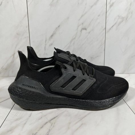 Adidas UltraBoost 22 Men Size 13 - Triple Black Athletic Running Shoes [GZ0127] Adidas Ultra Boost 21, Ultra Boost 21, Ultraboost 22, Adidas Ultraboost, Athletic Running, Adidas Ultra Boost, Triple Black, Ultra Boost, Sneakers Men Fashion