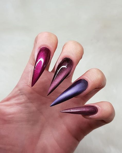 OMBRE POST 😍 Which ombre set would you choose? 1, 2, 3, 4, 5, 6, 7 or 8? 1 - pink on nude 2 - pink on pink 3 - neon green 4 - neon yellow… Black And Purple Nails, Nails Stiletto, Shiny Nails, Exotic Nails, Nail Envy, Black Cherry, Purple Nails, Fall Nails, Stiletto Nails