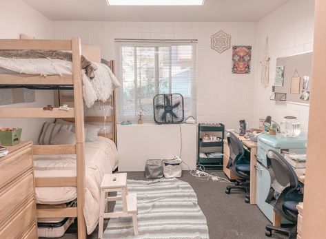 ideas for dorm room Double Bunk Bed Dorm Room Ideas, Kpop Dorm Layout, Dorm With Bunk Beds Room Ideas, Dorm Room Ideas Bunkbeds, Small Dorm Room Ideas Layout Double, Bunk Bed Dorm Room Ideas, Shared Dorm Room Ideas, Double Dorm Room Ideas, Room Ideas Bunk Beds