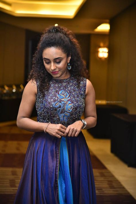 Pearle Maaney is an Indian actress, lyricist, YouTuber, and television presenter who works in Malayalam films. She is known for co-hosting three seasons of the Malayalam dance reality show D 4 Dance. In 2018, Pearle emerged as the runner-up of the Big Boss Malayalam season 1. Born: 28 May 1989 Kochi, India Pearle Maaney, Actress: Ludo. Pearle Maaney is known for her work on Ludo (2020), Blue Skies, Green Waters, Red Earth (2013) and The Last Supper (2014). Malayalam Dance, Pearle Maaney, Kochi India, Yoga Facts, Red Earth, New Saree Blouse Designs, The Big Boss, The Last Supper, Big Boss