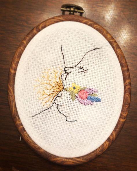 Midwife Embroidery, Motherhood Embroidery, Pregnancy Embroidery, Medical Embroidery, Nurse Embroidery Designs, Nurse Embroidery, Body Embroidery, Breastfeeding Tattoo, Embroidered Photographs