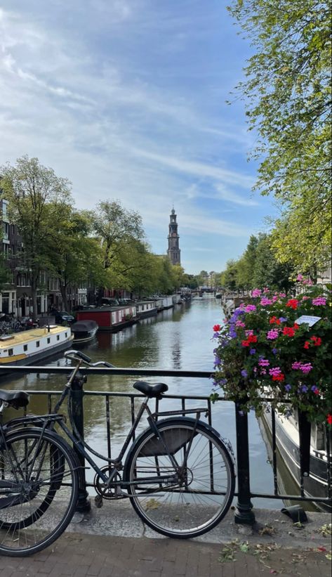 Netherlands Wallpaper, I Amsterdam, Holiday Photography, Aesthetic Pinterest, Amsterdam Netherlands, Future Travel, Utrecht, Instagram Aesthetic, Travel Dreams