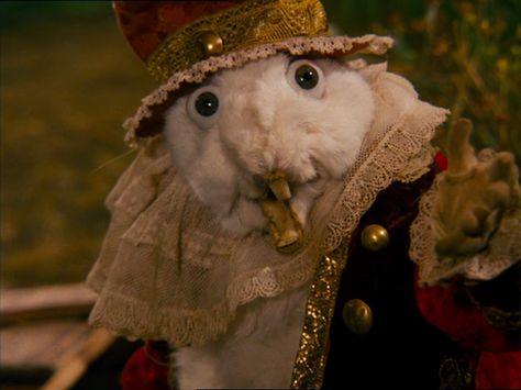 Jan Svankmajer's film Alice- the whote rabbit Alice 1988 Aesthetic, Jan Svankmajer Art, Alice Jan Svankmajer, Surrealist Horror, Czech Puppets, Alice 1988, Jan Svankmajer, Taxidermy Art, Concept Art Character