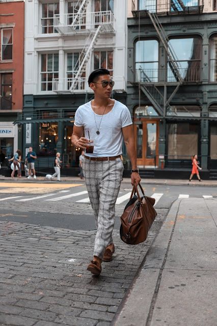 Wearing Suit Pants Casually __ Leo Chan, Levitate Style #menswear Asian Male Blogger Asian Male Fashion, Bohemian Outfit Men, Suit Supply, Asian Men Fashion, Alt Aesthetic, Androgynous Outfits, Summer Fashion Dresses, Men’s Suits, Summer Suits