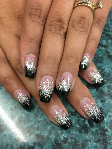 New Years Dip Nails 2023, Black To Silver Ombre Nails, French Tip Nails For New Years, Black Nails With Glitter Silver Sparkle French Manicures, Black And Silver Christmas Nails, New Years Nails Black And Silver, Nail Ideas For New Years, Eras Tour Nail Ideas, Eras Tour Nail