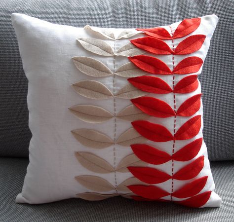 2 Set - Pattern Pillow Cover - 16x16. $69.95, via Etsy. Felt Pillow, Diy Pillow Covers, Pillow Inspiration, Bantal Sofa, Trendy Sewing, Cushion Cover Designs, Leaves Pillow, Pretty Pillow, Sewing Pillows