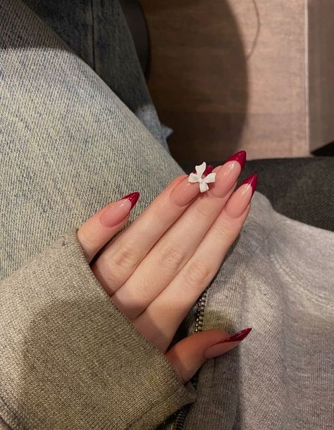 University Of Alabama Nails, Lana Del Ray Nails Aesthetic, Red Nails Coquette, Red Nails Birthday, Red Coquette Nails, French Tip Nails Red, Uñas Coquette, Alabama Nails, Red French Nails