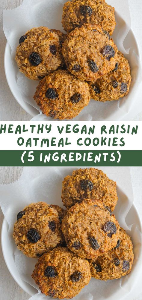 5-Ingredient Easy Vegan Oatmeal Raisin Cookies recipe. These one-bowl, 15-minute cookies are dairy-free and gluten-free. Start your day with these healthy, chewy oatmeal cookies. They're perfect for breakfast on the go, and freezer-friendly. Soft Oatmeal Raisin Cookies, Vegan Oatmeal Raisin Cookies, Healthy Vegan Dessert, Oatmeal Healthy, Cookies Chewy, Cheesecake Vegan, Flourless Cookies, Vegan Oatmeal, Chewy Cookies