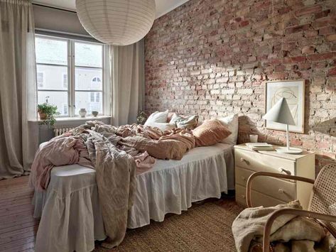 13 Exposed Brick Bedroom Ideas for a Subtle Industrial Style Bedroom With Red Brick Wall, Brick Wall Bedroom Aesthetic, Brick Wall In Bedroom, Faux Brick Wall Bedroom, Exposed Brick Walls Bedroom, Bedroom With Brick Wall, Brick Wall Bedroom Ideas, Brick Bedroom Ideas, Exposed Brick Apartment