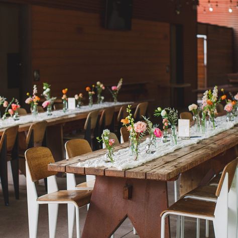 Poppy Flowers (@poppyflowersco) • Instagram photos and videos Pink Orange Wedding Flowers, Vases Wedding Decor, Bud Vases Wedding, Bud Vase Centerpiece, White Wood Table, Orange And Pink Wedding, Light Blue Bridesmaid Dresses, Pink Wedding Centerpieces, Vases Wedding