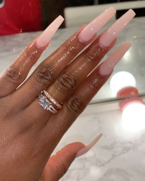 Milky Nails, Nagellack Trends, Long Acrylic Nail Designs, Drip Nails, Ombre Acrylic Nails, White Acrylic Nails, Simple Acrylic Nails, Long Acrylic Nails Coffin, Long Square Acrylic Nails