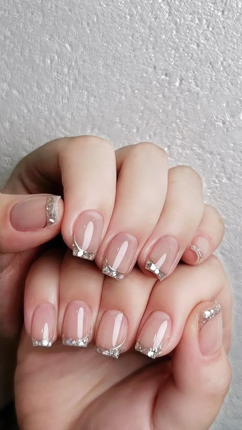 30 Simple Yet Beautiful Nail Extension Designs to Adorn Yourself Elegant Nail Art, Gold Glitter Nails, Classy Nail Designs, Logo Idea, Simple Acrylic Nails, Nails 2024, 2024 Trends, Classy Nails, Nail Extensions