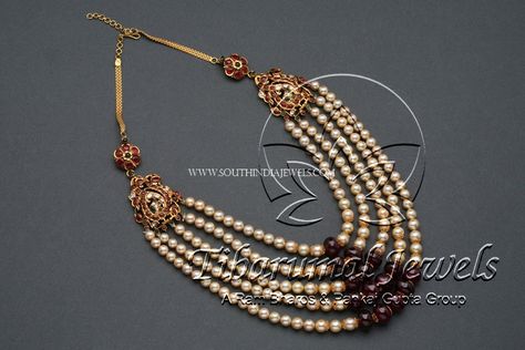 Gold Multilayer Pearl Necklace With Side Mogappu, Gold Step Necklace With Ruby Side Mogappu. Gold Pearl Necklace, Gold Necklace Set, South India, Traditional Jewelry, Gold Pearl, Multi Layering, Pearl Jewelry, Precious Stones, Pearl Necklace