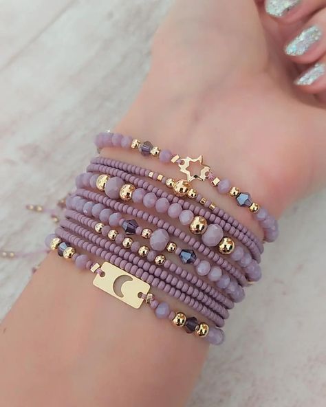 Beads and bracelets • Instagram Lavender Bracelet, Jewelry Shop Display, Stackable Beaded Bracelets, Neck Pieces Jewelry, Gelang Manik-manik, Fancy Jewelry Necklace, Pretty Jewelry Necklaces, Gold And Purple, Gelang Manik