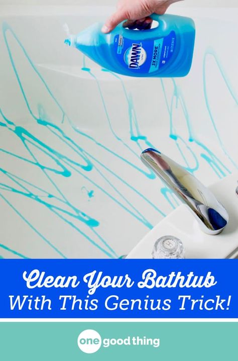 This weird bathtub cleaning method works wonders! Find out how a broom and bit of dish soap can leave your tub cleaner than ever, and with less effort! #cleaning #tipsandtricks Cleaning Bathtub, Bathtub Cleaning, Miracle Cleaner, Deep Cleaning Hacks, Cleaning Painted Walls, Clean Bathtub, Homemade Cleaning, Tub Cleaner, Deep Cleaning Tips