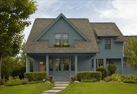 Knoxville Gray Best Exterior House Paint, Benjamin Moore Exterior, Exterior Paint Schemes, Exterior House Siding, Paint Colors For House, Colors For House, Best Exterior Paint, Glass Railings, Moore House