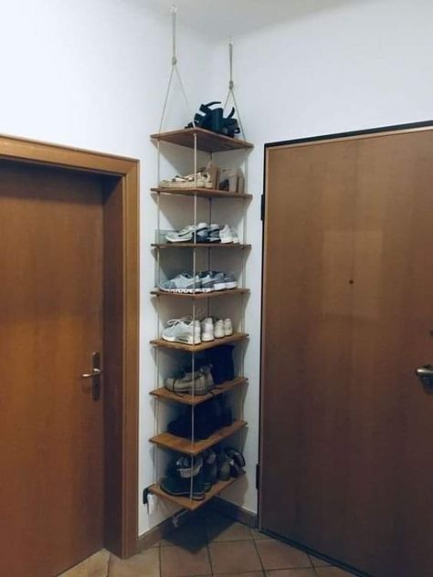 Shoe Storage Bedroom, Hanging Shoe Rack, Wooden Shoe, Diy Storage Cabinets, Wood Furniture Diy, Diy Home Furniture, Repurposed Furniture Diy, Diy Storage Furniture, Storage Diy