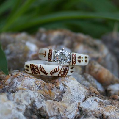 The Antlered Doe (scheduled via http://www.tailwindapp.com?utm_source=pinterest&utm_medium=twpin) Antlered Doe, Country Wedding Rings, Wedding Rings Ideas, Western Wedding Rings, Antler Wedding Rings, Camo Wedding Rings, Deer Antler Ring, Antler Jewelry, Country Jewelry