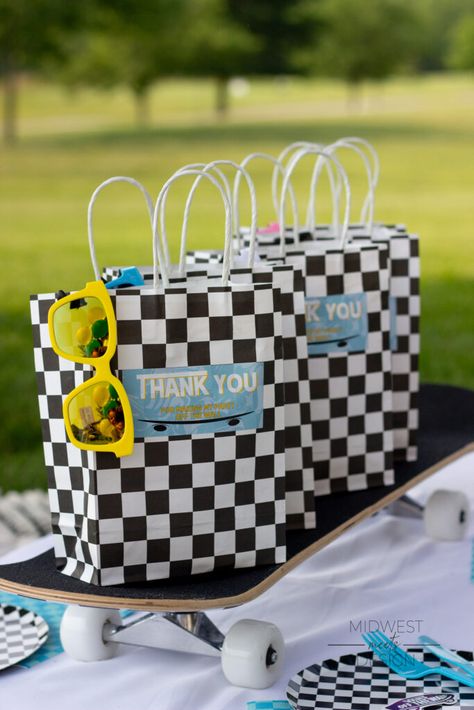 Vans Skateboard Party Theme, Rock And Roll Third Birthday, Handful Birthday Party, Warped Tour Party, Warped Two’r Birthday, Boys 10th Birthday Party Ideas, Warped Tour Birthday, Warped Tour Birthday Party, Themed Birthday Decorations